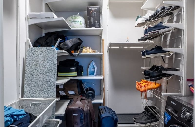 Location d’un appartement élégant et meublé de 3 pièces, 75 m², Mokotów, Varsovie, Pologne